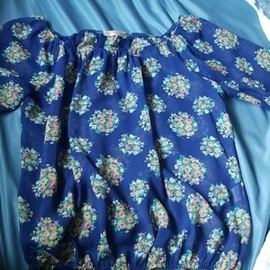 Floral top